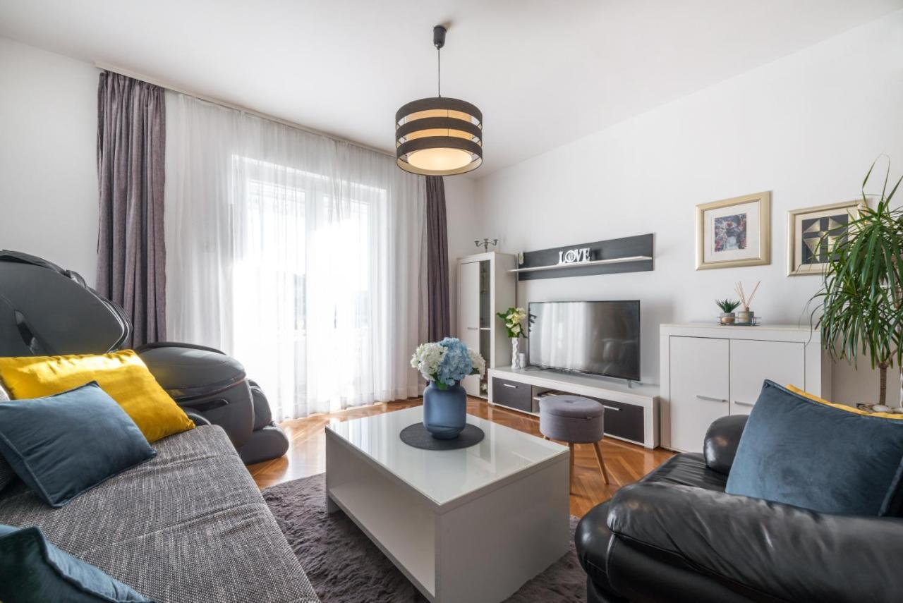 דוברובניק Apartment Sunset Free Parking מראה חיצוני תמונה